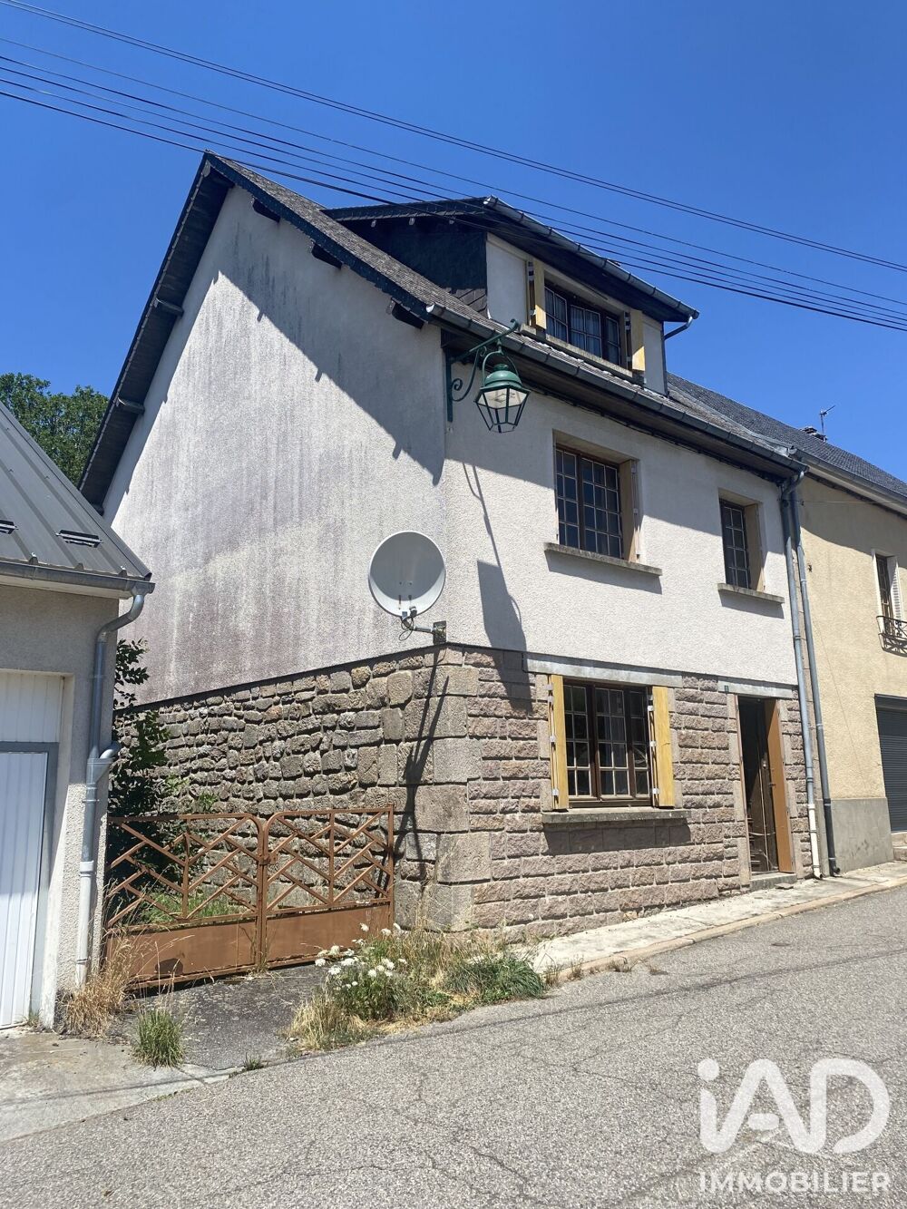Vente Maison Vente Maison de ville 4 pièces Sornac