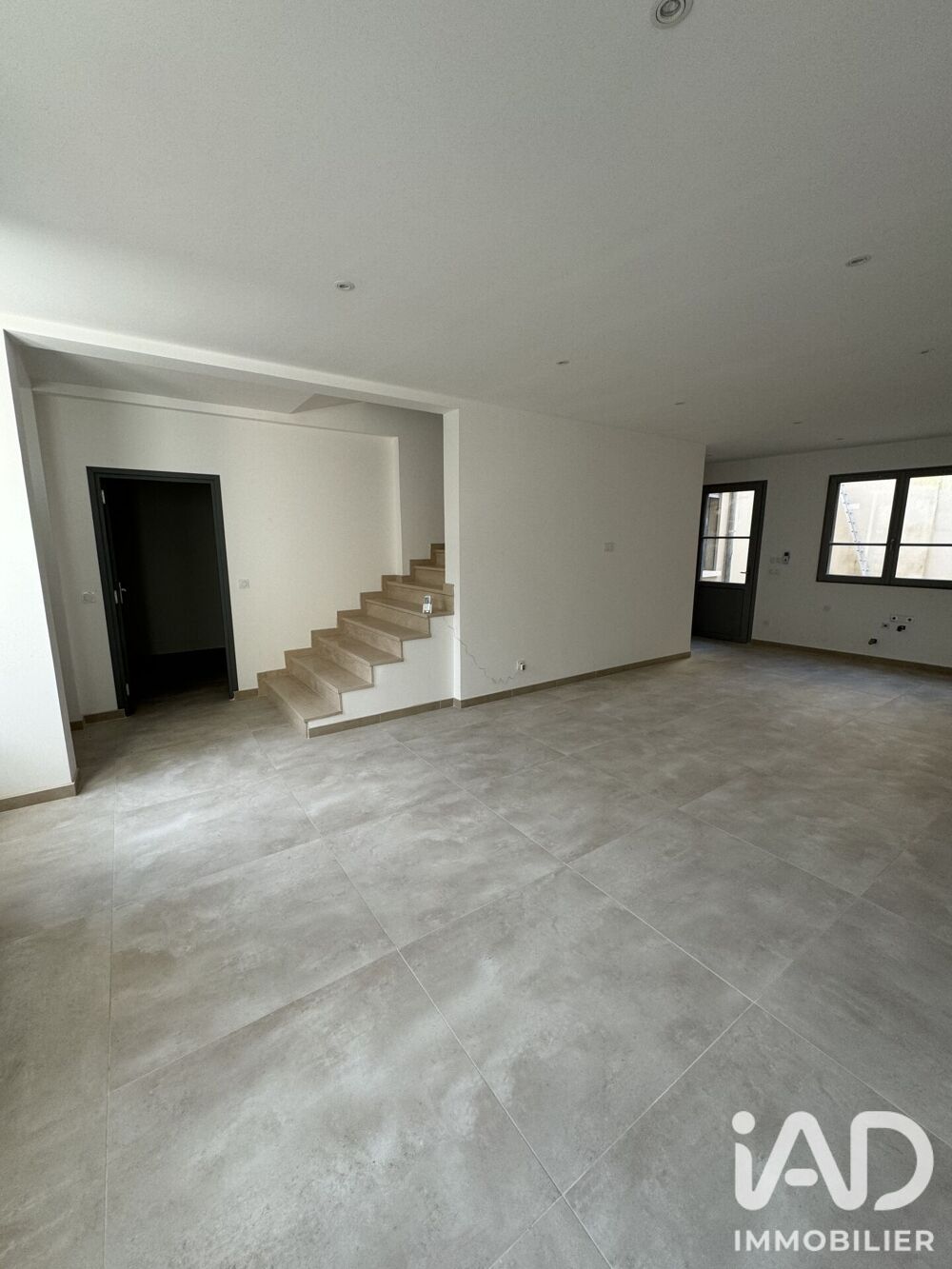 vente Maison - 7 pièce(s) - 156 m² Sézanne (51120)