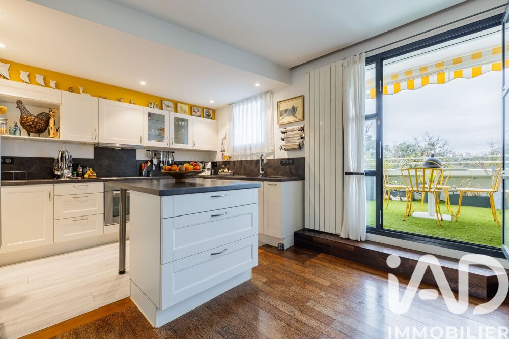 à vendre  Appartement La Rochelle (17000)