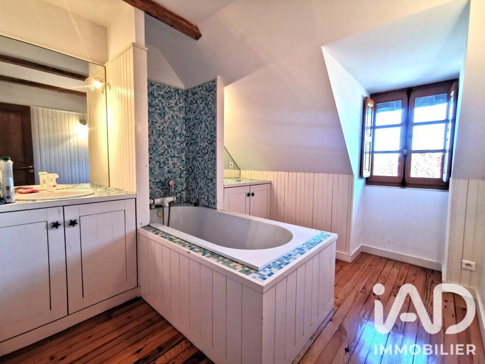 à vendre  Maison Figeac (46100)