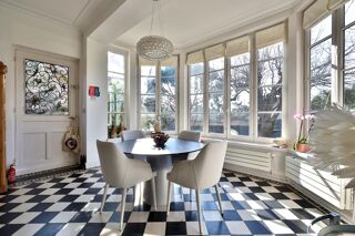  Maison � vendre 10 pi�ces 303 m�