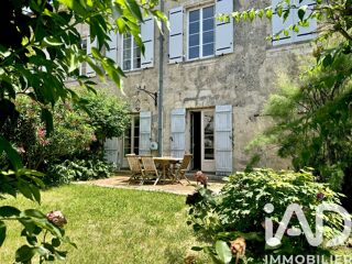  Maison à vendre 9 pièces 339 m²