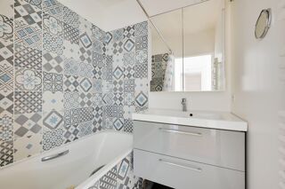  Appartement � vendre 4 pi�ces 77 m�