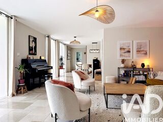  Maison à vendre 8 pièces 242 m²