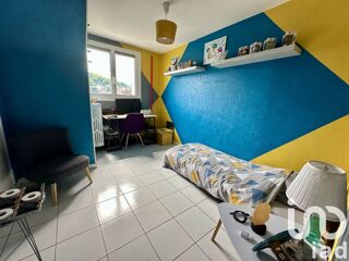  Appartement � vendre 4 pi�ces 77 m�