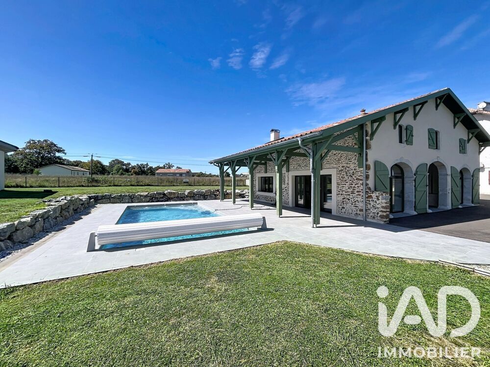 Vente Maison Vente Grange 7 pièces Arsague