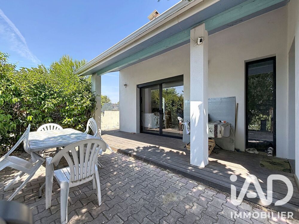Vente Maison Vente Maison/villa 4 pièces Saint-geniès-de-fontedit