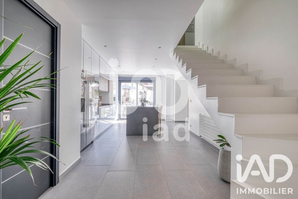 à vendre  Maison Villeneuve-Saint-Denis (77174)