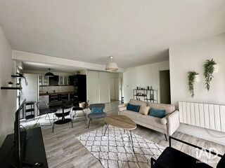  Appartement à louer 4 pièces 89 m²
