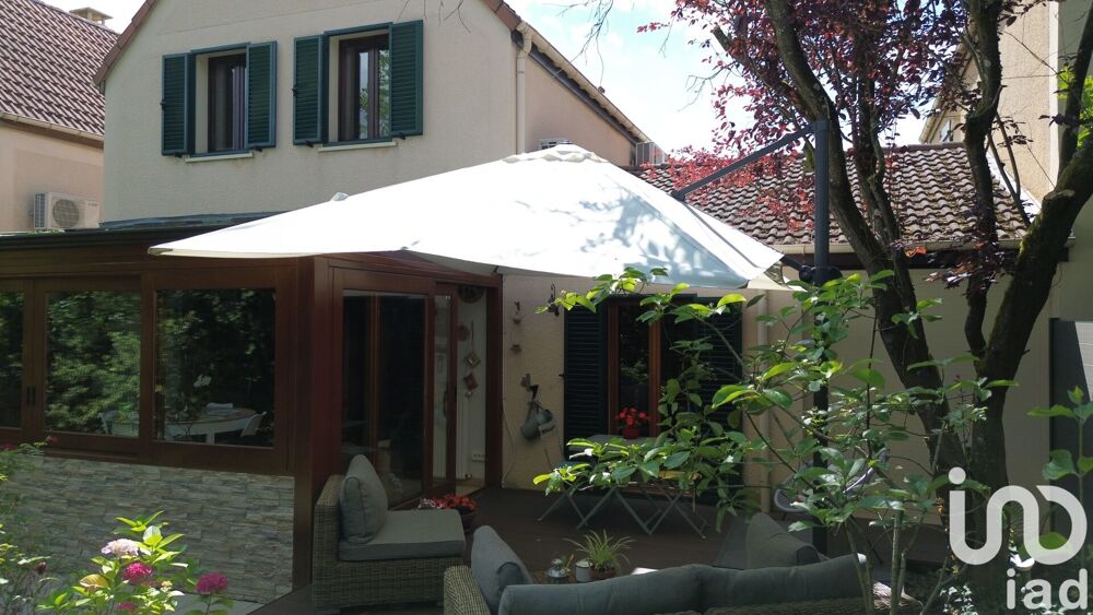 Maison 5 pièces 115 m² · à Nandy · 115 m² · 299 900 €