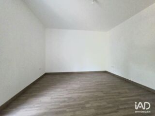  Appartement à louer 3 pièces 60 m²