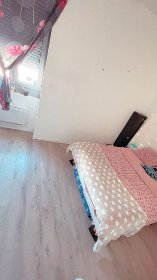  Appartement à louer 3 pièces 50 m²
