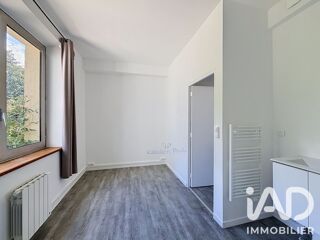  Appartement à louer 2 pièces 31 m²