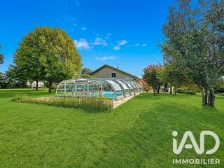  Maison à vendre 8 pièces 232 m²