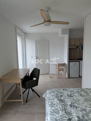  Appartement à louer 1 pièce 22 m²