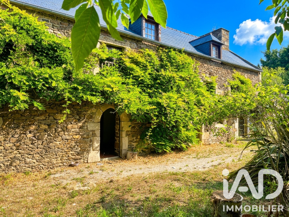 Maison 7 pièces 266 m² · à Corseul · 266 m² · 334 000 €