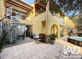  Maison à vendre 6 pièces 235 m²