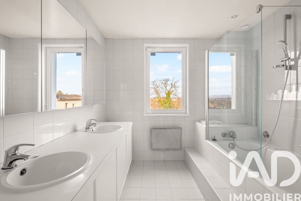 � vendre  Maison Saint-Genis-Laval (69230)