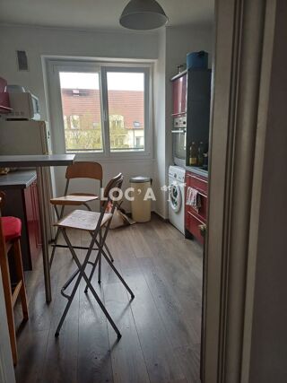 Appartement à louer 4 pièces 85 m²