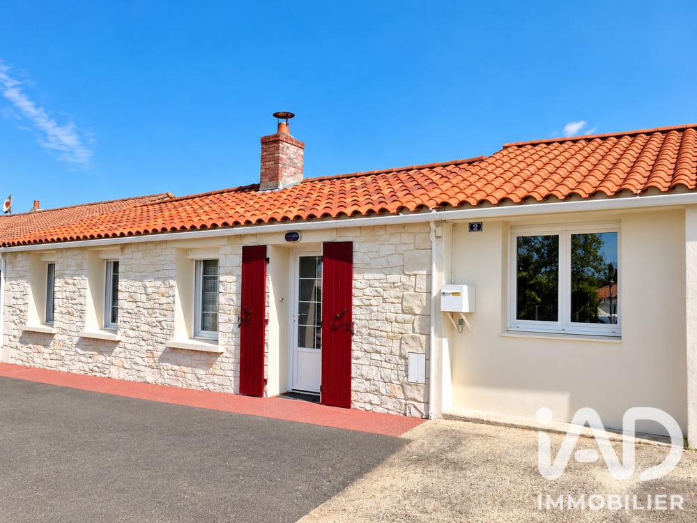 Vente Maison Vente Maison de village 4 pièces Saint-avaugourd-des-landes