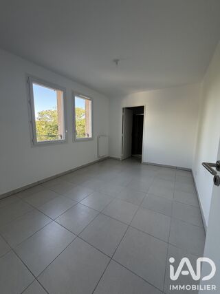  Appartement à louer 2 pièces 37 m²