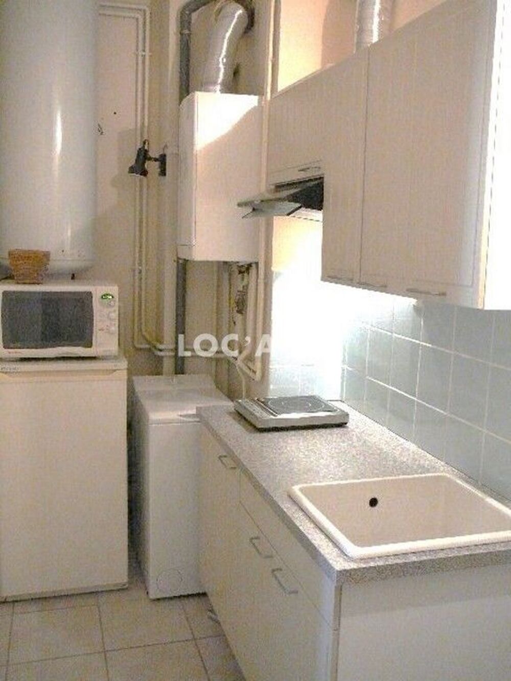 880€CC A VISITER sur LYON 07 JEAN MACE T3 meublé de 56m²....