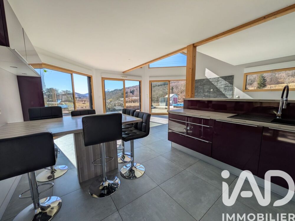 Vente Maison Vente Maison d'architecte 6 pièces Cholonge