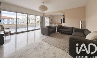  Appartement à vendre 6 pièces 141 m²