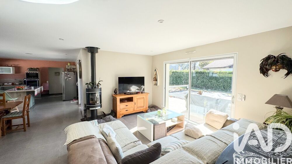 Maison 7 pièces 169 m² · à Tosse · 169 m² · 749 500 €
