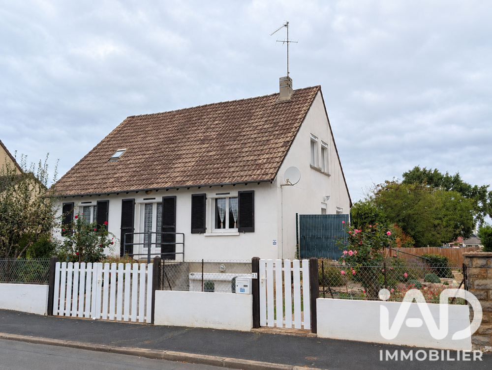 Vente Maison Vente Maison de ville 6 pièces La châtre