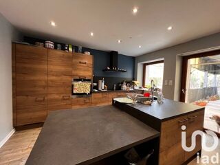  Maison � vendre 7 pi�ces 205 m�
