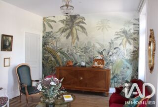  Maison à vendre 15 + pièces 591 m²