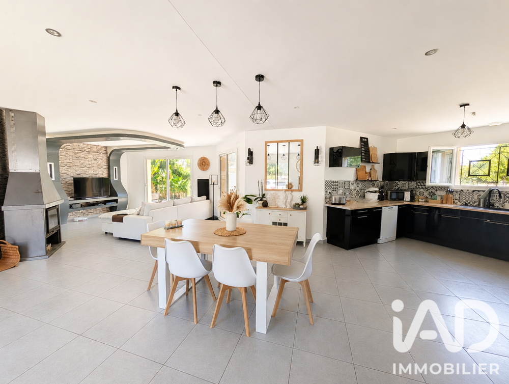 Vente Maison Vente Maison traditionnelle 5 pièces Val de virvée