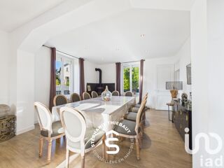  Maison � vendre 9 pi�ces 245 m�