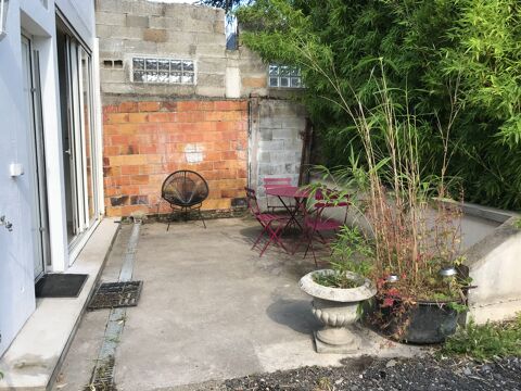   Location Appartement Appartement - 3 pi�ce(s) - 100 m�