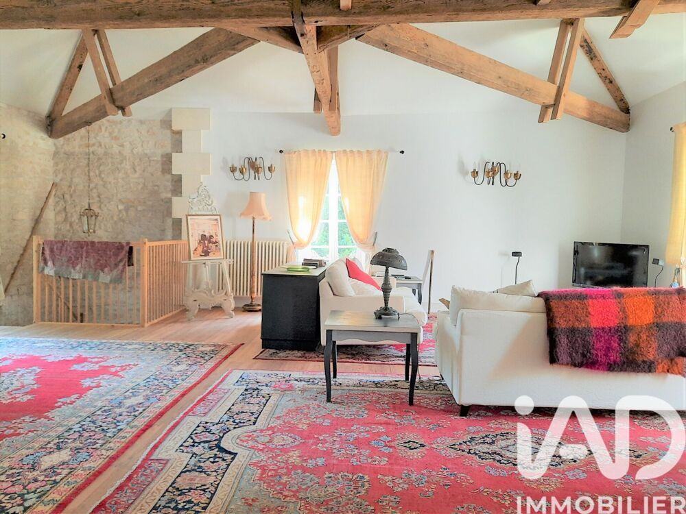 à vendre  Maison Gensac-la-Pallue (16130)