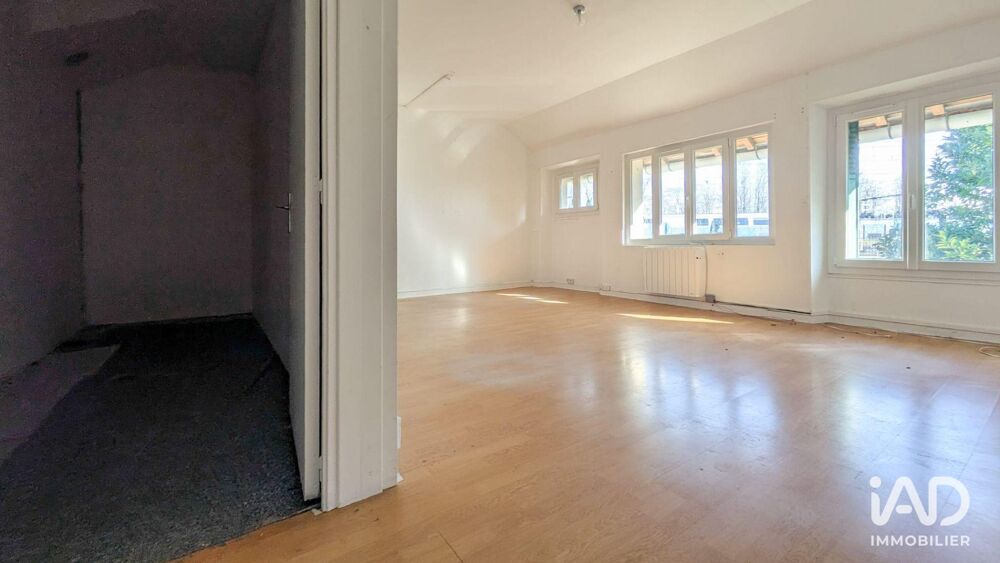   Location Bureaux 30 m&sup2; Varennes-sur-seine