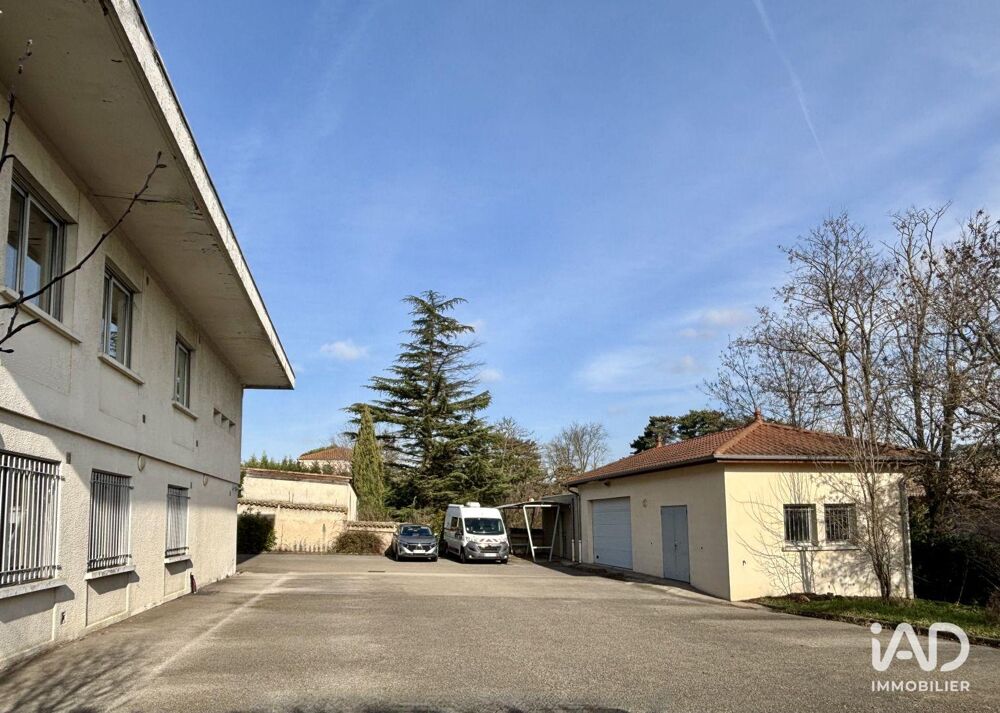   Vente Bureaux 810 m&sup2; Écully
