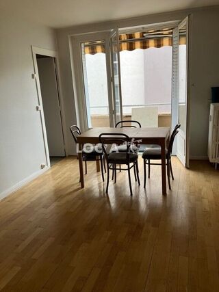  Appartement à louer 3 pièces 55 m²