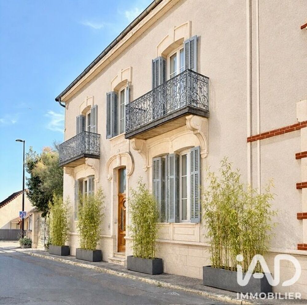 Maison 10 pièces 268 m² · à Saint-Gengoux-le-National · 268 m² · 485 000 €