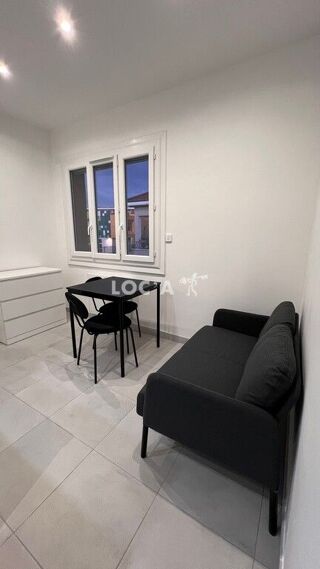  Appartement à louer 2 pièces 27 m²