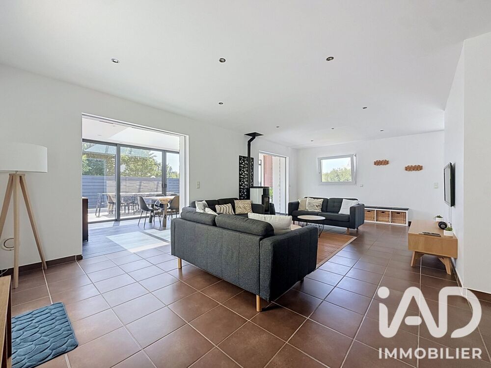 Vente Maison Vente Maison/villa 5 pièces Plouhinec