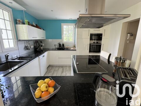   Vente Maison Maison - 8 pi�ce(s) - 263 m�