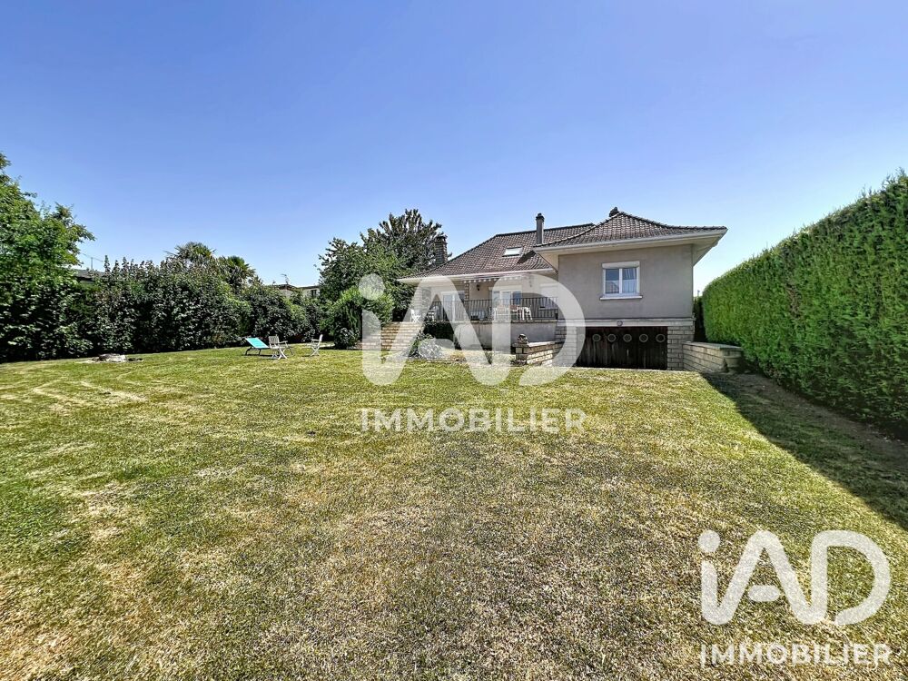 vente Maison - 9 pièce(s) - 200 m² Tournan-en-Brie (77220)