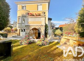  Maison à vendre 9 pièces 184 m²