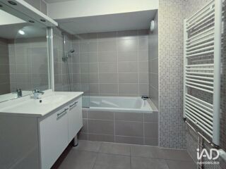 Appartement à louer 3 pièces 66 m²