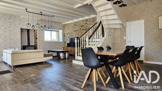  Maison à vendre 8 pièces 211 m²