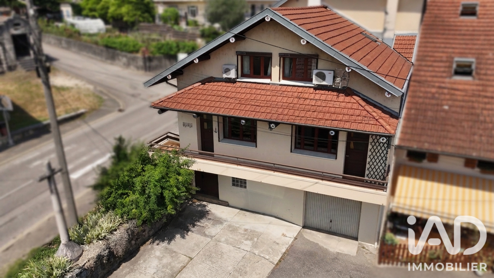 Vente Maison de village 9 pièces