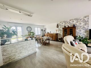Vente Maison Vente Maison traditionnelle 5 pièces Fontaine-la-guyon