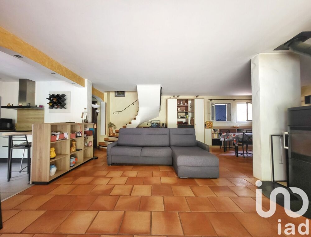 Vente Maison Vente Maison traditionnelle 4 pièces Solliès-pont
